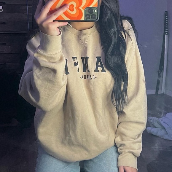 BANFF oversize beige crewneck - Picture 2 of 4